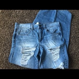 forever 21 distressed boyfriend jeans
